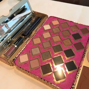 Tarte Hidden Treasures Holiday Collection